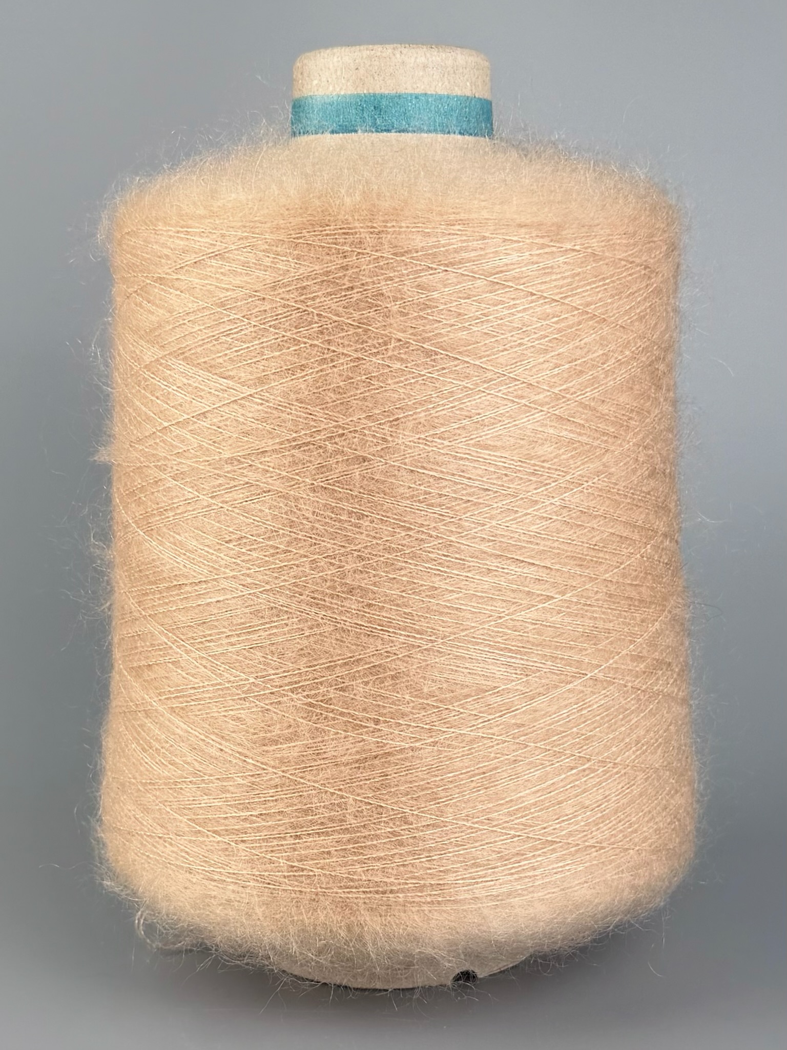 Manifattura Sesia Art. Vivienne 850 m / 100 g – Fil en kid mohair et soie de mûrier col. Beige clair 5874 photo 2